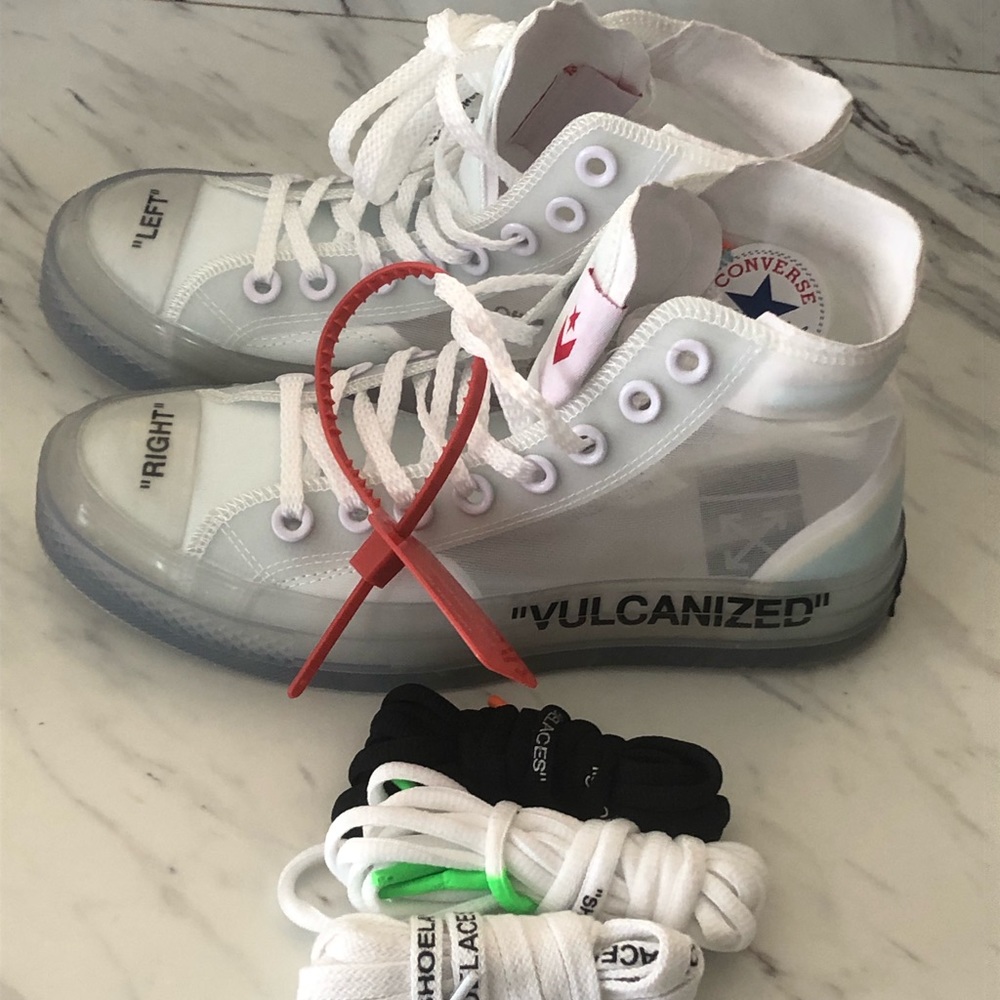 Converse off-white women’s 5.5 mens size 4